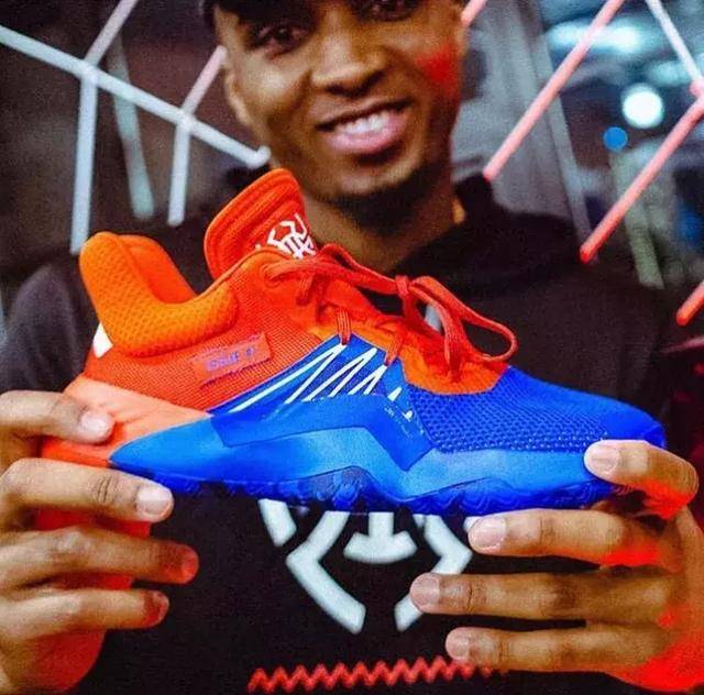 在前台的三 在前台的三